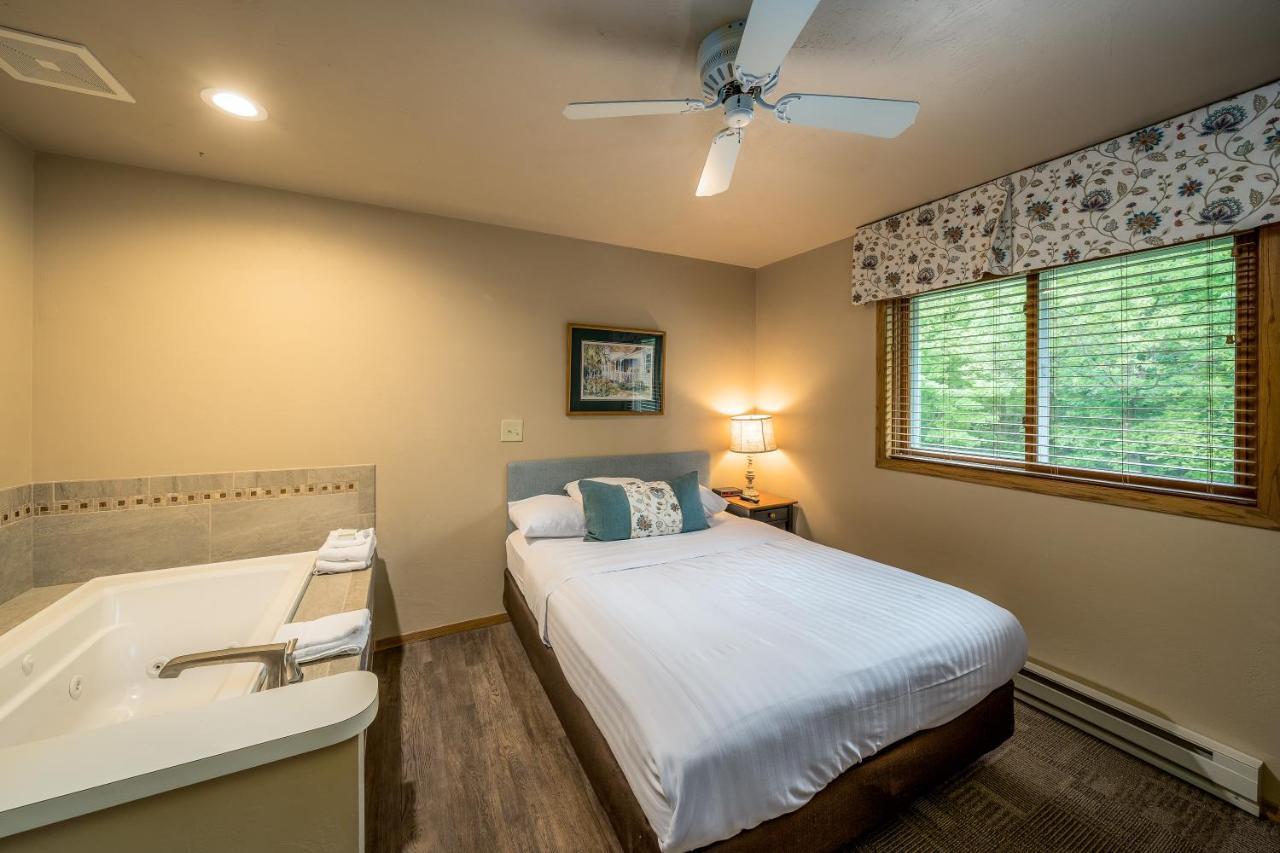 Somerset Inn & Suites Ephraim Bagian luar foto