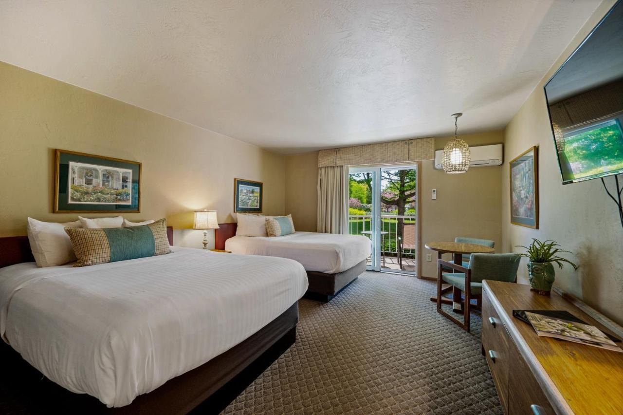 Somerset Inn & Suites Ephraim Bagian luar foto