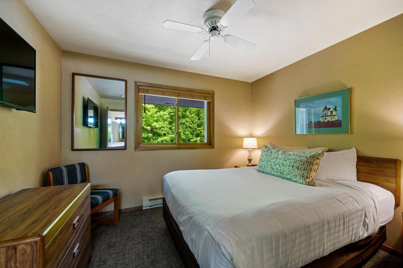 Somerset Inn & Suites Ephraim Bagian luar foto