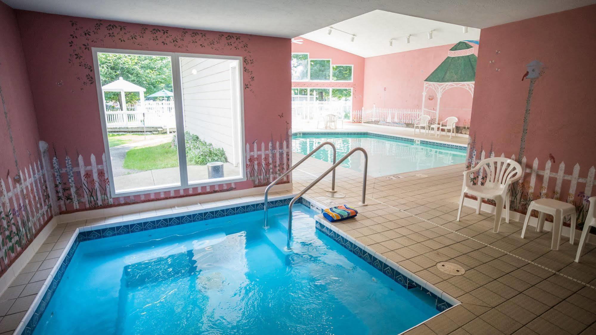 Somerset Inn & Suites Ephraim Bagian luar foto