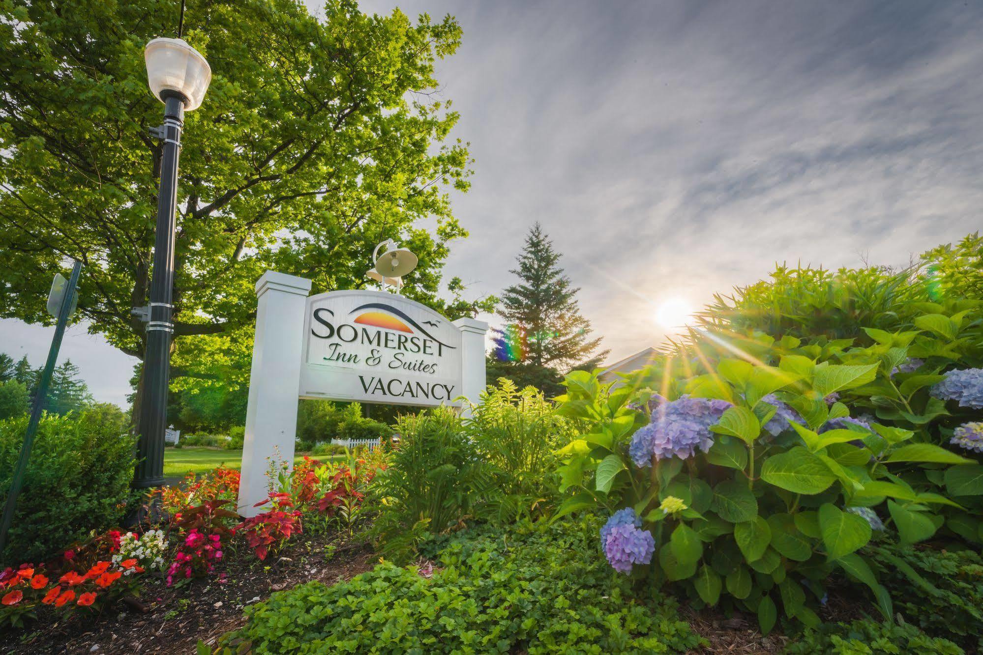 Somerset Inn & Suites Ephraim Bagian luar foto