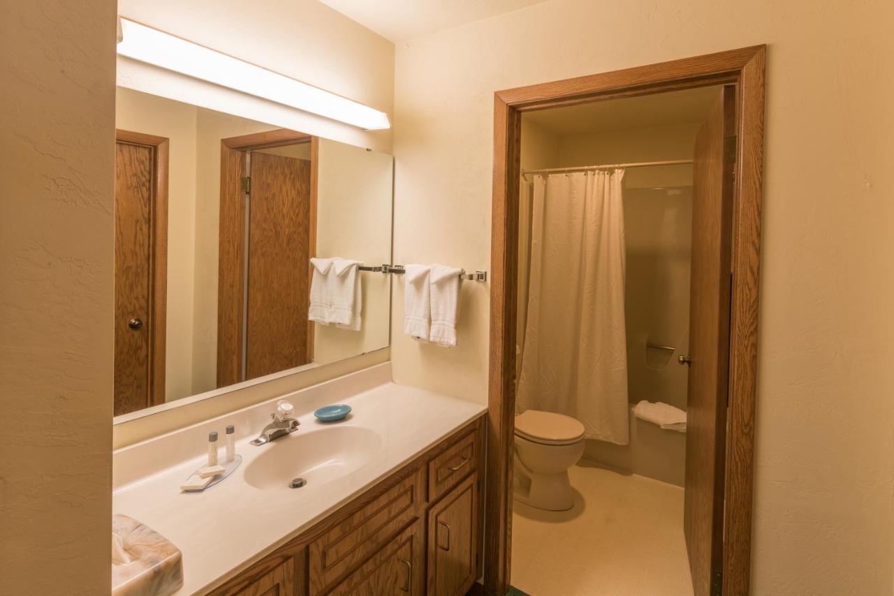 Somerset Inn & Suites Ephraim Bagian luar foto